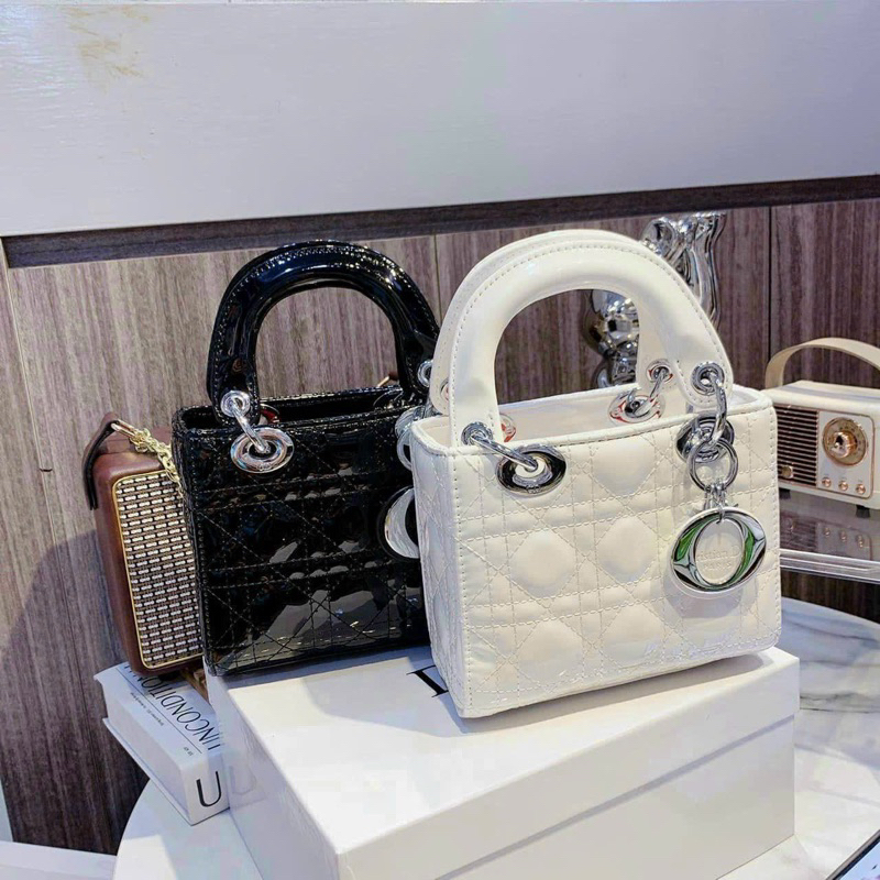 Túi di.o da bóng khoá bạc sang chảnh, túi có quai cầm tay dây đeo chéo đi làm đi chơi