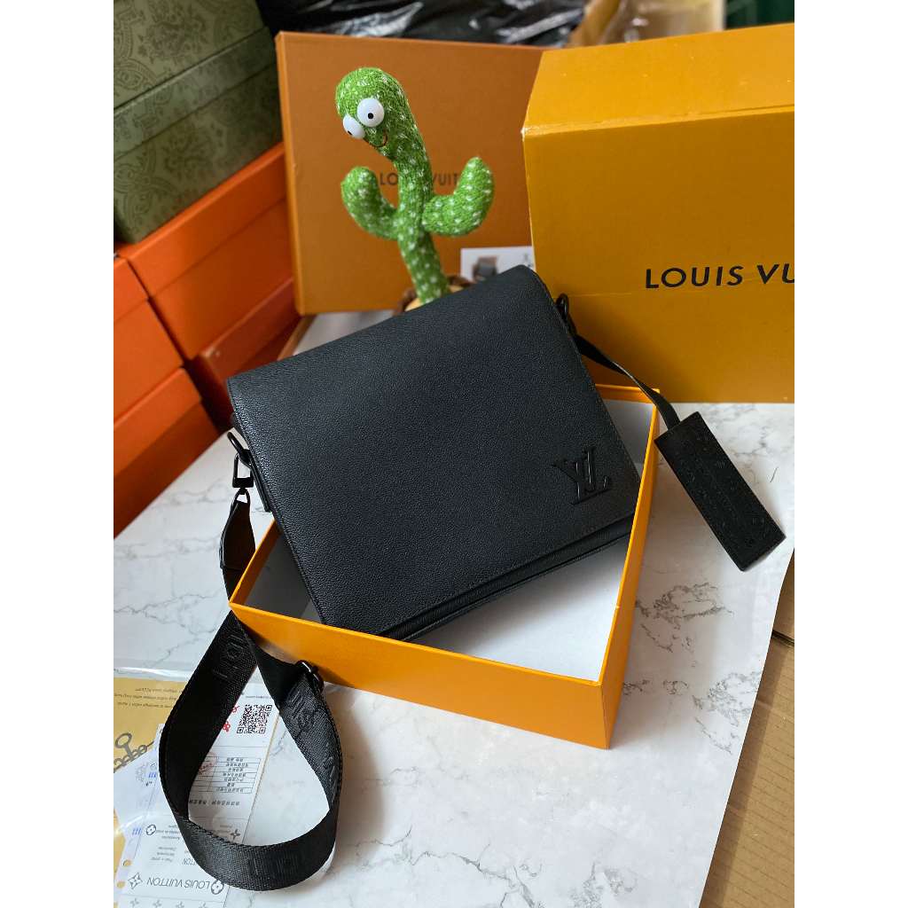 Túi đeo chéo nam lv bản mới xịn sò fullbox