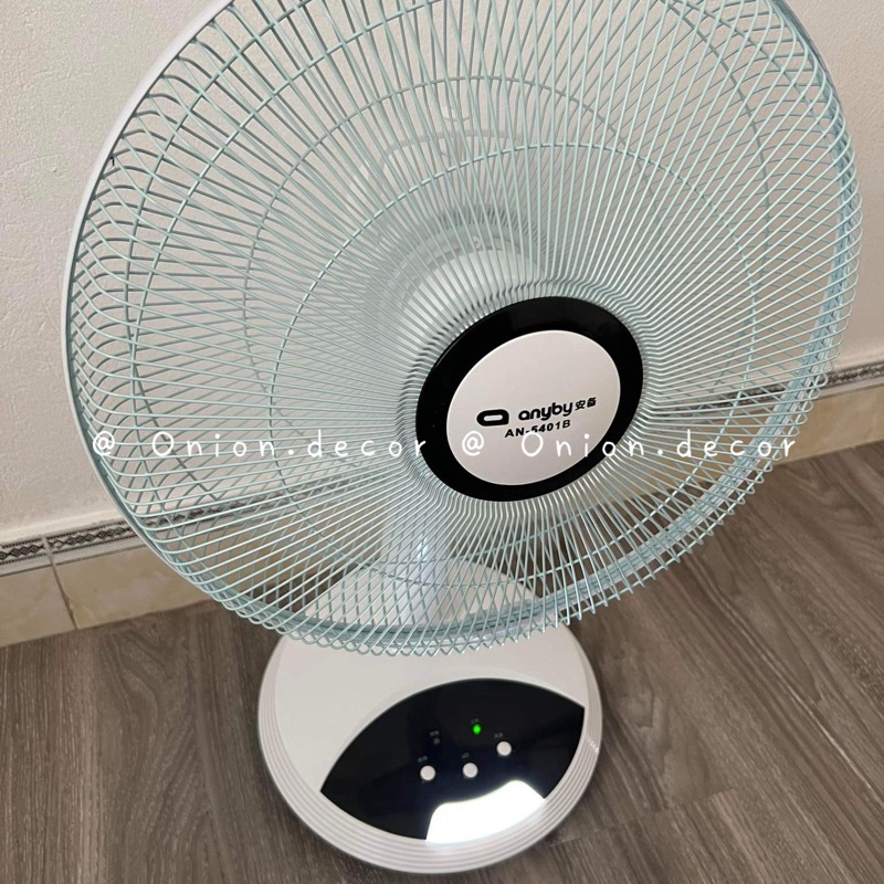 Sẵn Quạt tích điện anyby 5 cánh pin trâu dùng 5-45 tiếng
