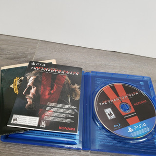 Game PS4 : Metal Gear Solid V The Phantom Pain  [ Like New ] [ Hệ US ]