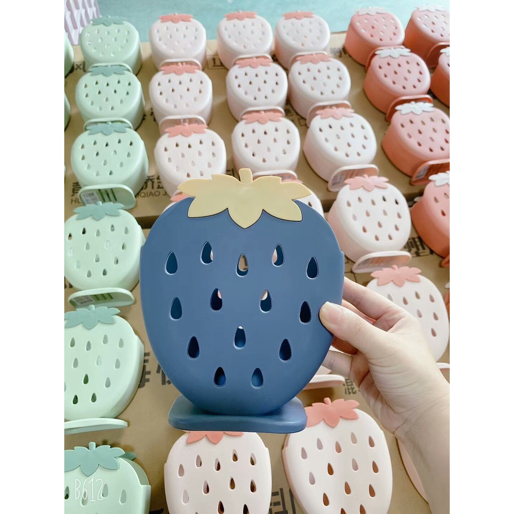 Ống Đựng Đũa Hình Dâu Tây Tiện Dụng