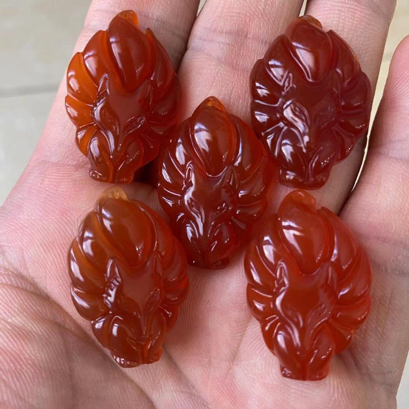 Mặt Dây Chuyền Đá Mã Não Tự Nhiên Khắc Hồ ly chúa May Mắn
