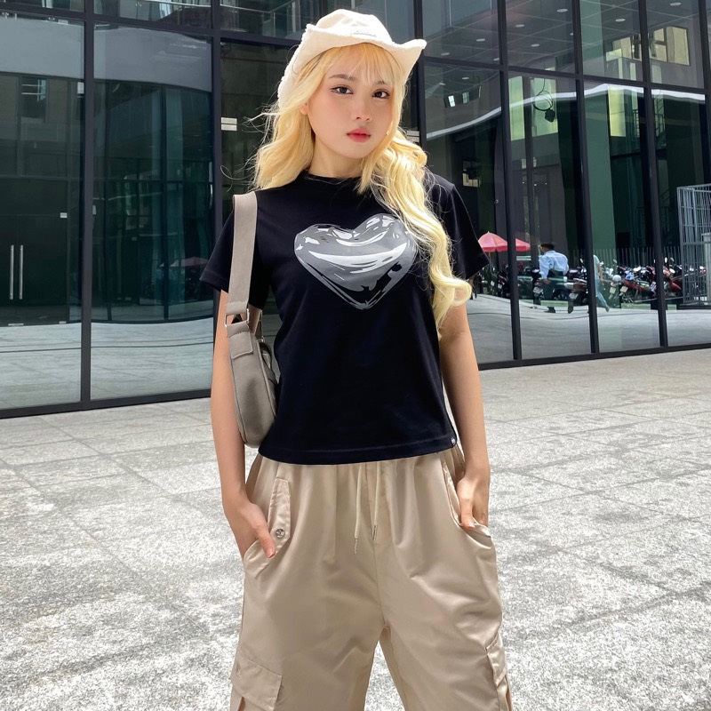 Áo thun BABYTEE BLACK HEART | BigBuy360 - bigbuy360.vn