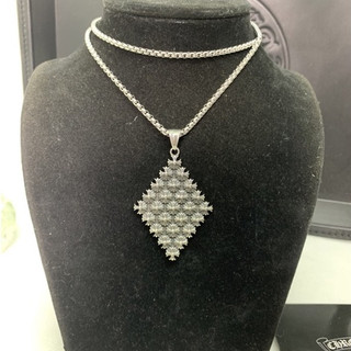 Dây chuyền Chrome Heart Mặt hình thoi bạc fullbox cao cấp bảo hành 1 năm.