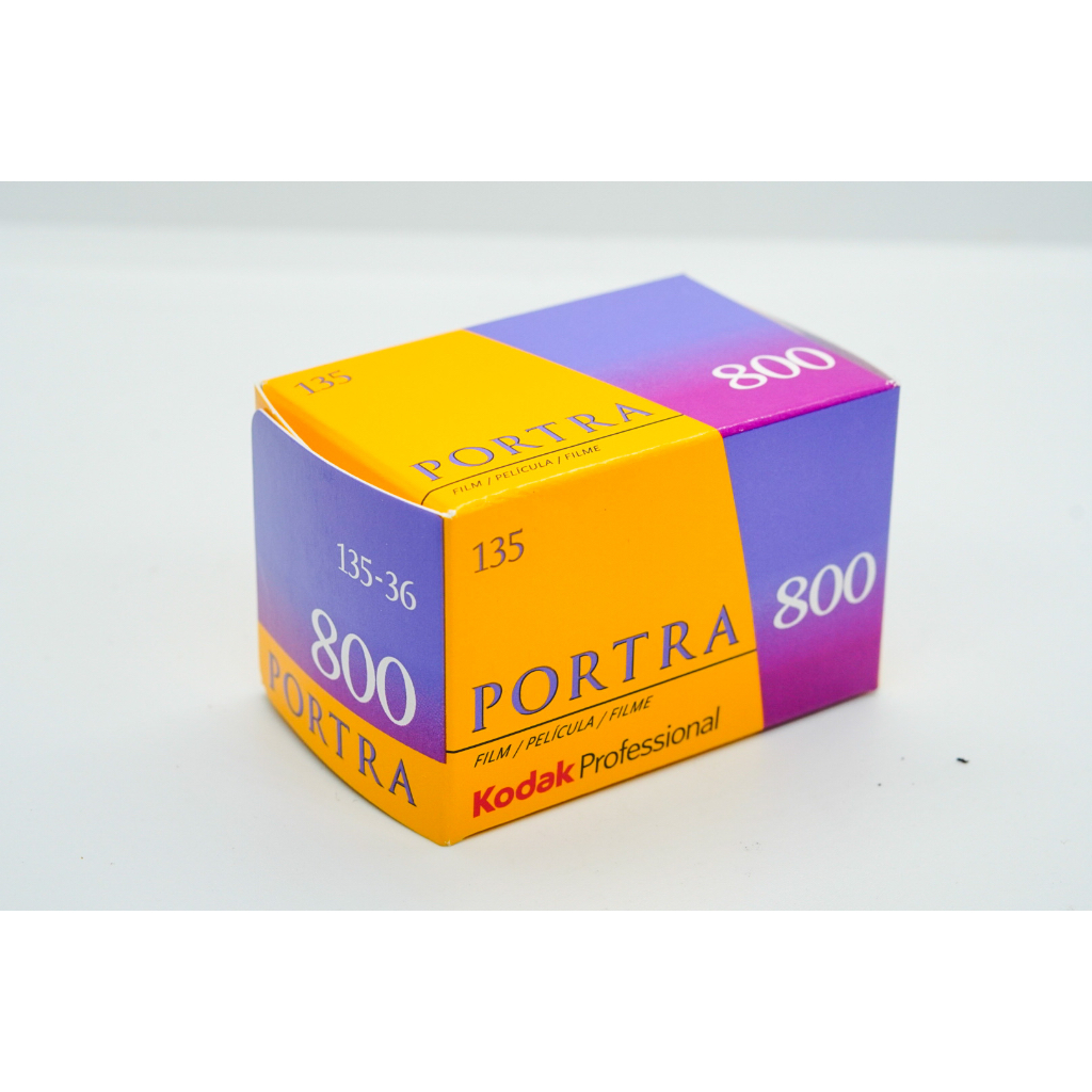 Film Kodak Portra 800 khổ 135 Indate 08/2025