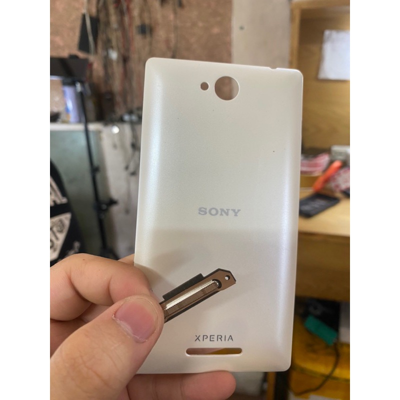 nắp lưng sony Xperia C(C2305) trắng kèm viền đủ cả nút nguồn