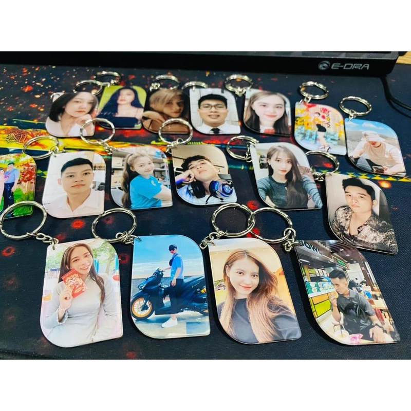 Móc khóa mica in 2 mặt theo yêu cầu