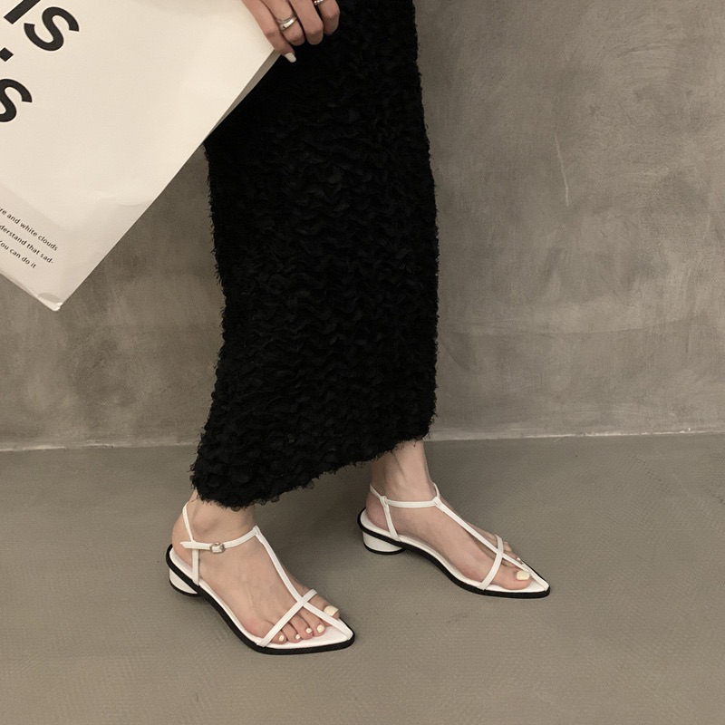 Sandal Mũi Nhọn Dây Mảnh Đế 3p New Đi lùi 1 size Sẵn