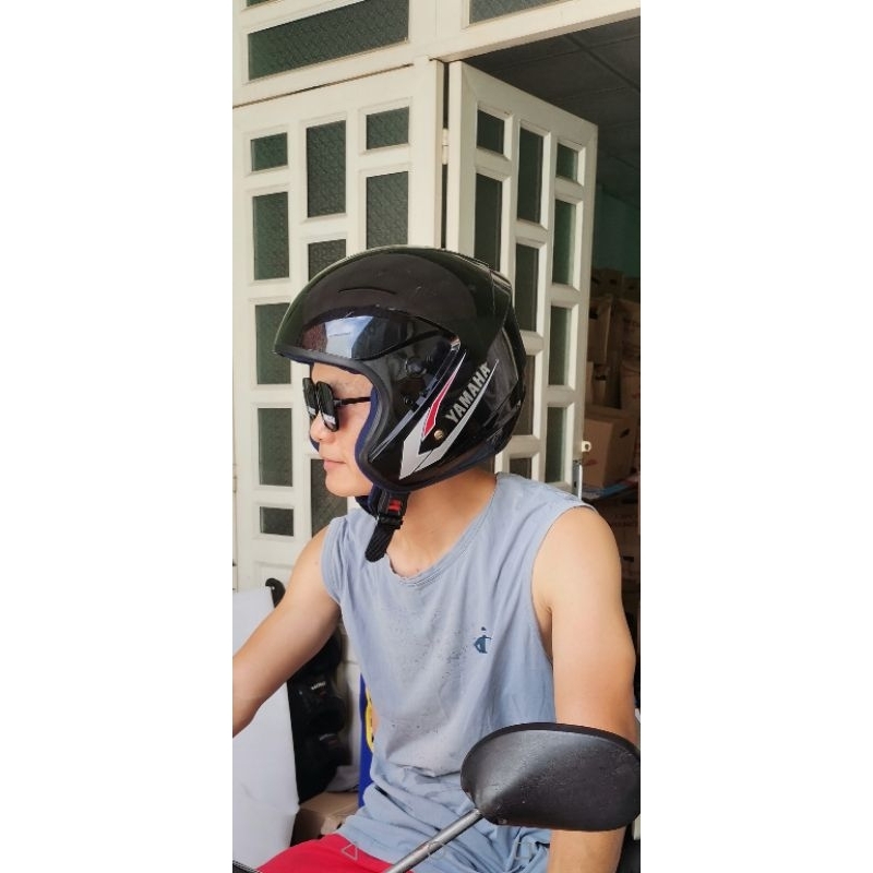 Nón yamaha 3/4 không kính che mặt