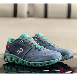 Giày thể thao on running cloud x