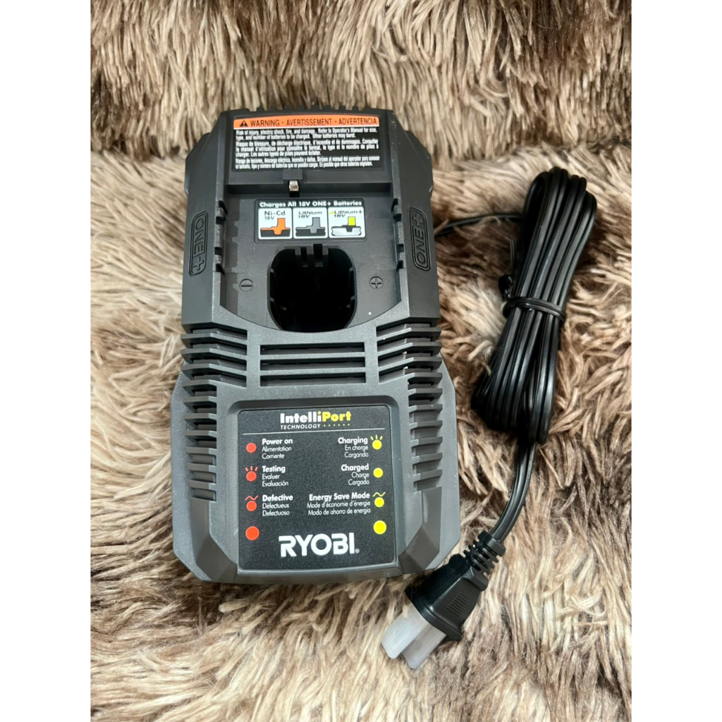 Sạc Ryobi RC18120 và Sạc Ryobi P118 USA. BN.