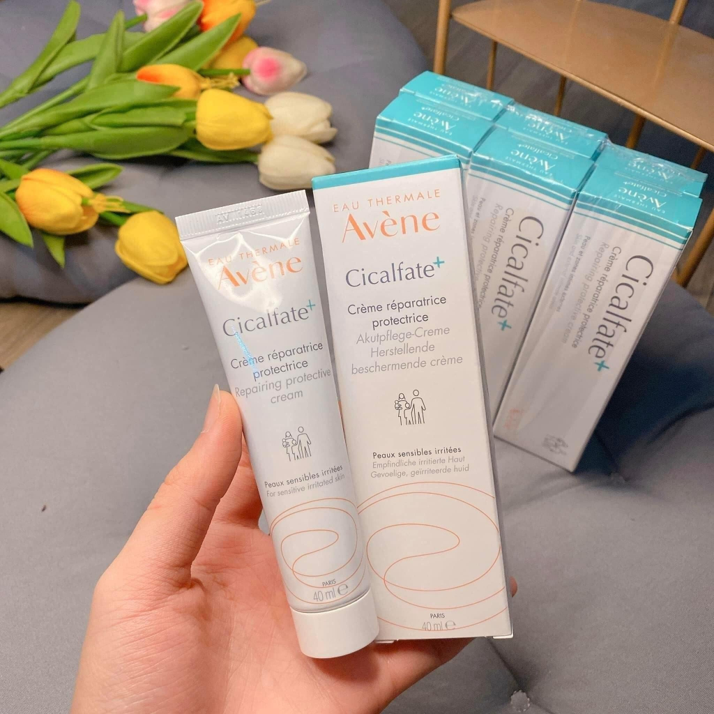 Kem Liền Sẹo Mờ Vết Thâm Avene Cicalfate Creme Reparatrice