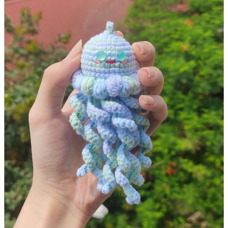 Móc khoá sứa len handmade nhiều màu sắc