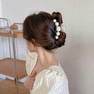 Kẹp tóc hoa nhựa Butterfly