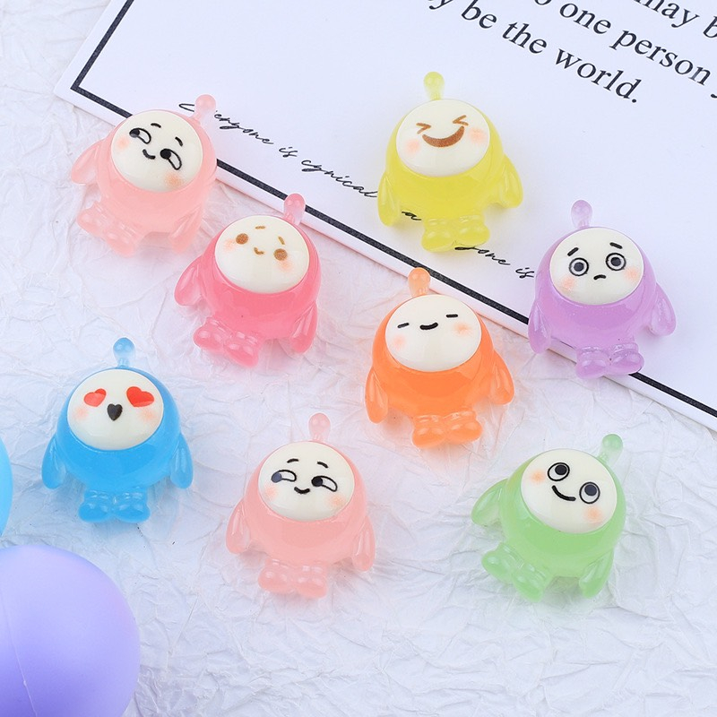 Mô hình charm dạ quang phát sáng Doremon xinh xắn