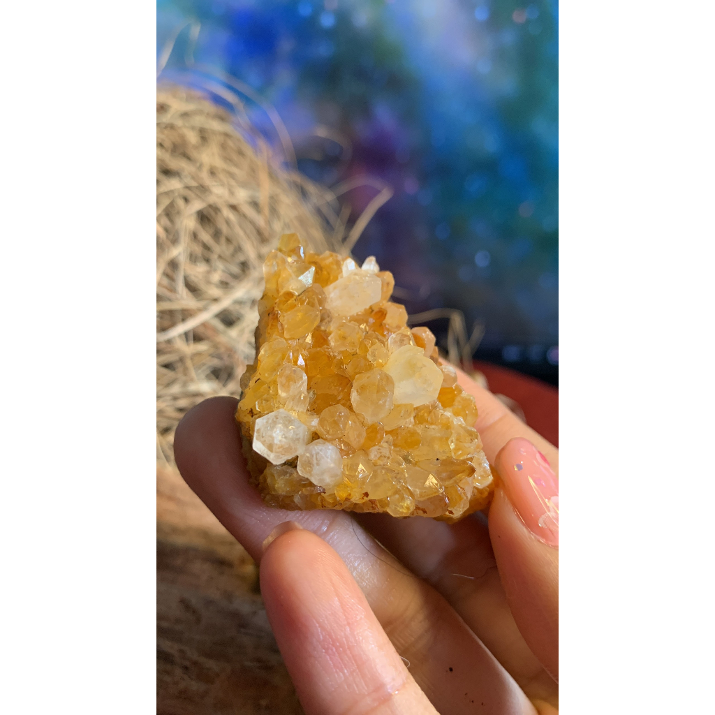 Đá stone tự nhiên Natural Thạch Anh màu vàng citrine lemurian Natural  bán để gieo duyên 238