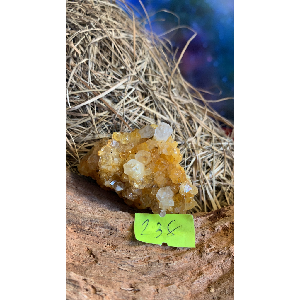 Đá stone tự nhiên Natural Thạch Anh màu vàng citrine lemurian Natural  bán để gieo duyên 238