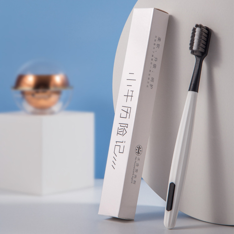 Bàn Chải Đánh Răng sợi lông tơ mềm dành cho Người Lớn