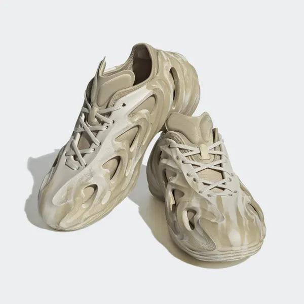 Giày adiFom Q màu trắng xám/savannah