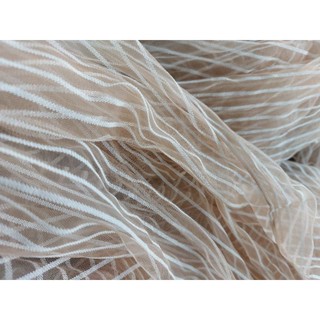 vải lưới thêu kẻ các màu