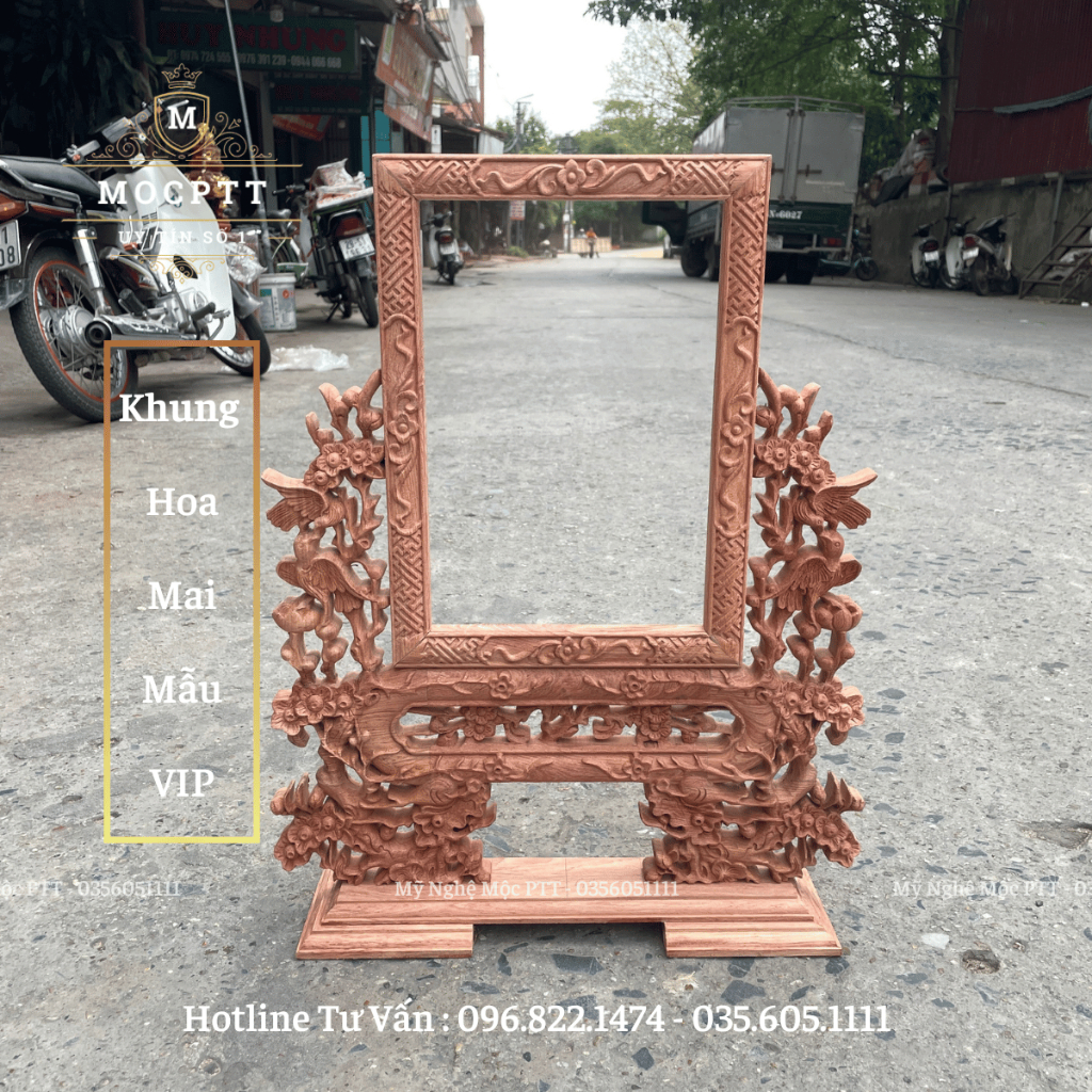 Khung ảnh thờ gỗ Hương Đá mẫu Hoa Mai sắc nét kích thước ảnh 20 x 30 cm