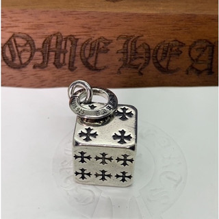 Mặt dây chuyền Chrome Heart Dice bạc fullbox cao cấp.