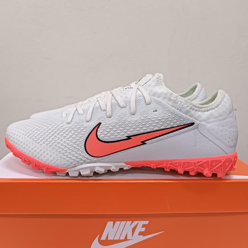 Giày Đá Bóng Vapor 13 Pro TF Cam Trắng Sân Cỏ Nhân Tạo