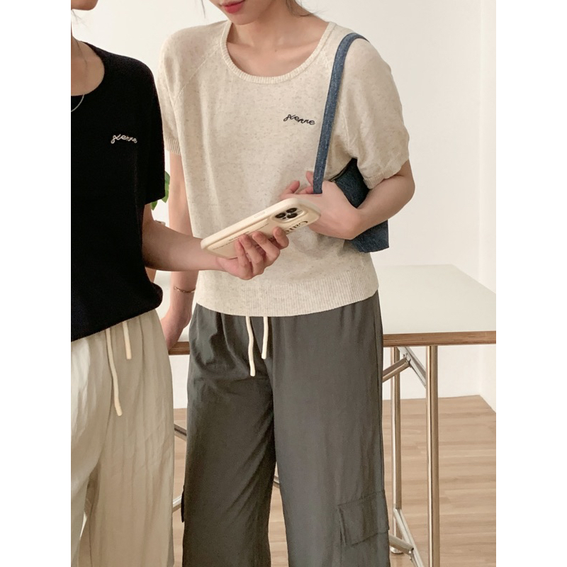 𝐙𝐢𝐧𝐧𝐢𝐚/𝐀́𝐨 𝐬𝐨̛̣𝐢 𝐦𝐨𝐧𝐠𝐭𝐨𝐠𝐡𝐢 𝐭𝐡𝐞̂𝐮 𝐣𝐞𝐧𝐧𝐞 𝐡𝐚̀𝐧 𝐪𝐮𝐨̂́𝐜 𝟒 𝐦𝐚̀𝐮