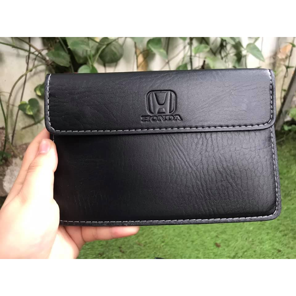 Ví da MÀU ĐEN đựng đăng kiểm, giấy tờ ô tô cao cấp in dập nổi Logo Hãng xe kia, toyota,huyndai,mitsu...