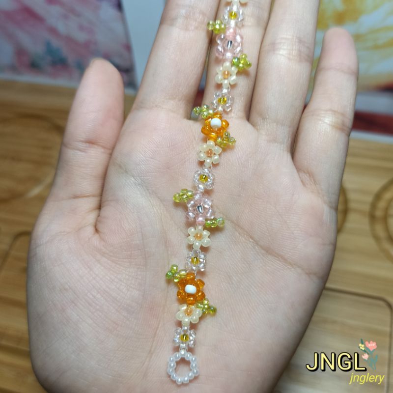 Vòng Tay Hạt Cườm Kết Hoa mã TK3198