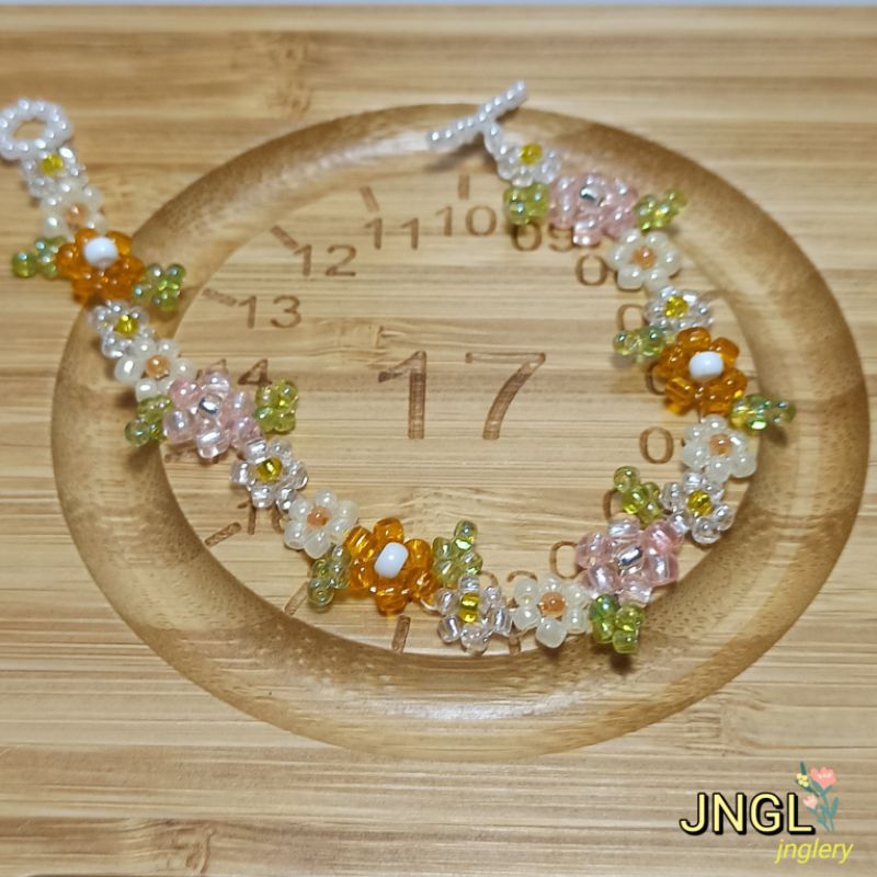 Vòng Tay Hạt Cườm Kết Hoa mã TK3198