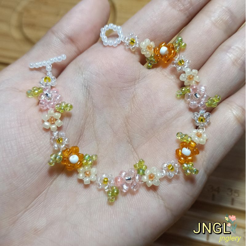 Vòng Tay Hạt Cườm Kết Hoa mã TK3198