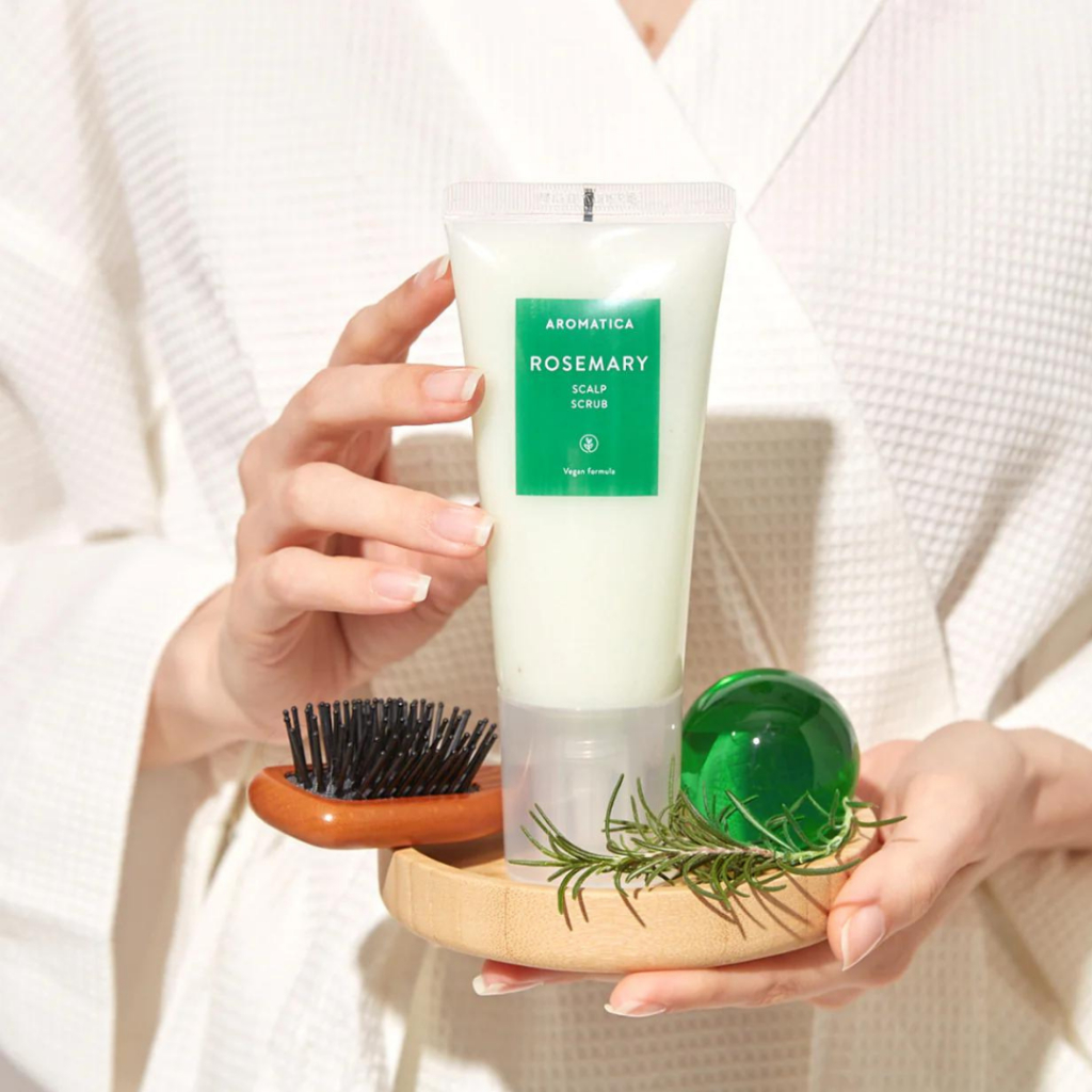 Tẩy tế bào chết da dầu Aromatica Rosemary Scalp Scrub