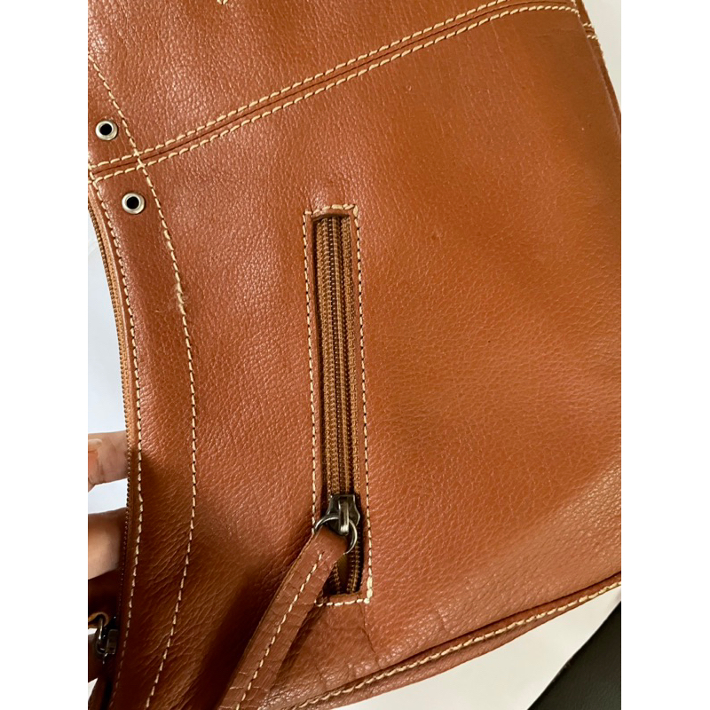 Túi dáng Boho chất da bò