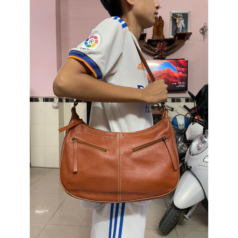 Túi dáng Boho chất da bò