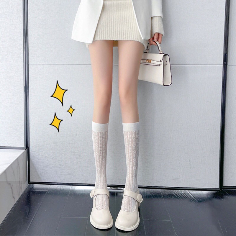 Tất chân ren phong cách thời trang Lolita phối trang phục siêu đẹp cho bạn gái