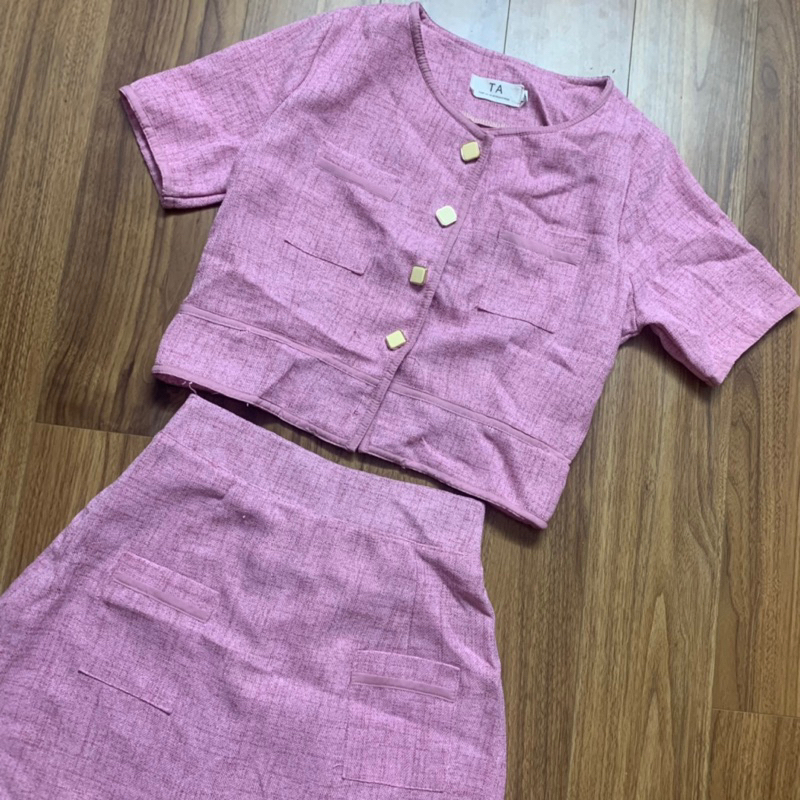 Thanh lý set váy dạ mềm màu hồng tiểu thư