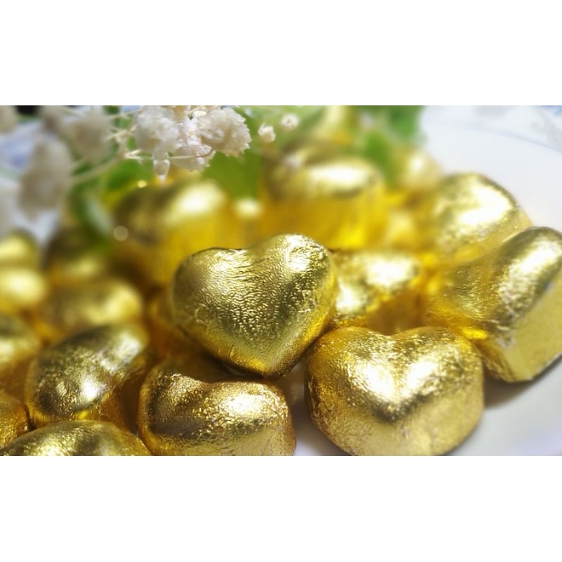 Socola 12 viên trái tim hoặc nhiều màu, nguyên chất dùng làm quà cưới, quà kỷ niệm, sinh nhật , liên hoan