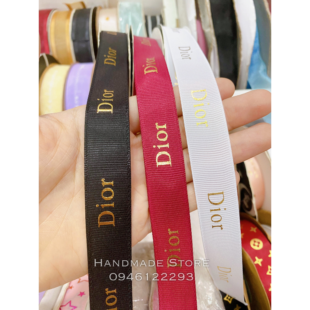 Ruy băng Dior