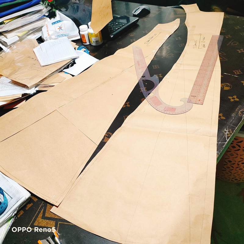 Rập giấy thiết kế.không phải quần áo. rập giấy đầm váy nưc sát nách baby doll tùng nhún xoè tầng, Rập giấy cắt sẵn