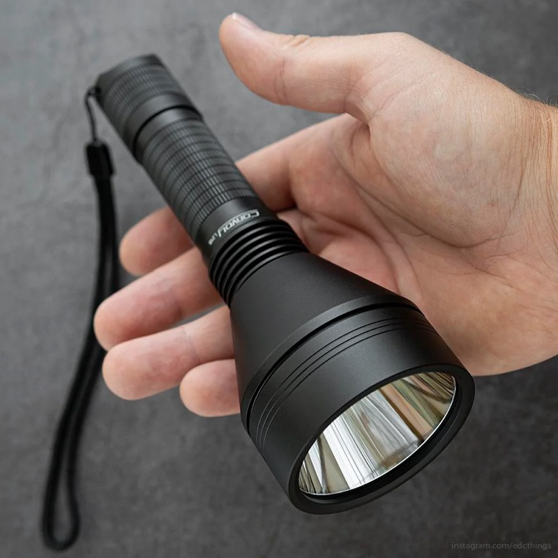 Đèn pin chiếu xa Convoy L21B SST40 2300lumen 4 nhóm sáng