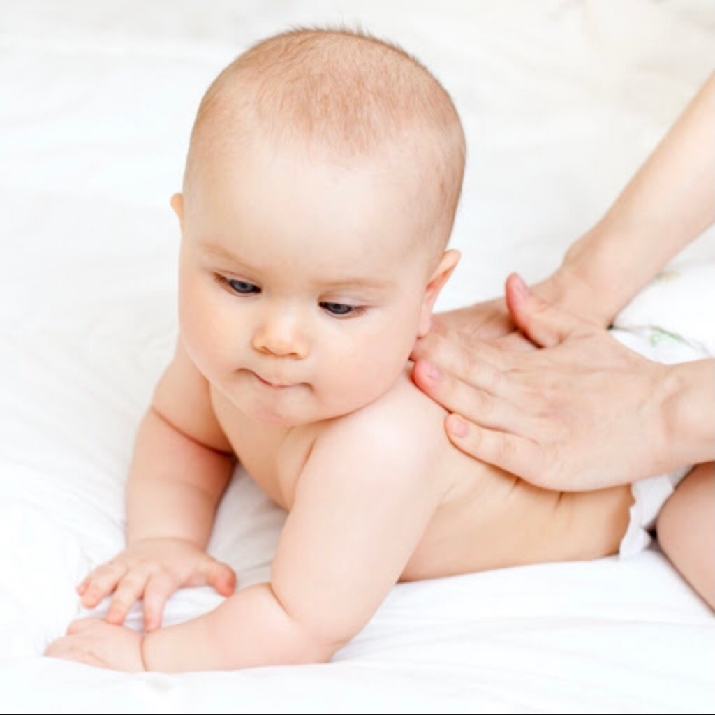 Dầu massage body cho bé Mustela baby oil, dầu mát xa dưỡng ẩm toàn thân, thư giãn và giúp bé ngủ ngon từ avocado bio kid