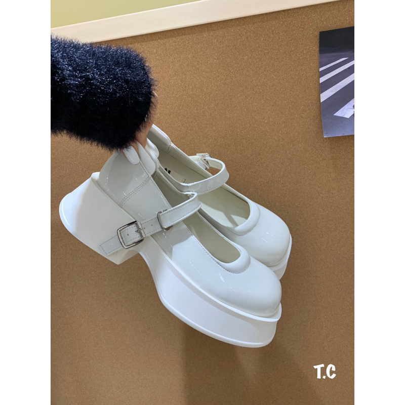 Giầy Moca Đế Cao Trắng Đen Full Size 35-39  -  By Anh Dinh Phuong