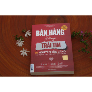 Sách - Bán Hàng Bằng Trái Tim
