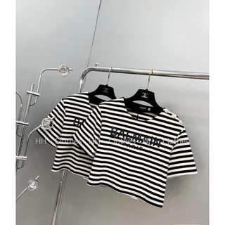 Áo croptop kẻ in hoạ tiết Liastore đính khuy