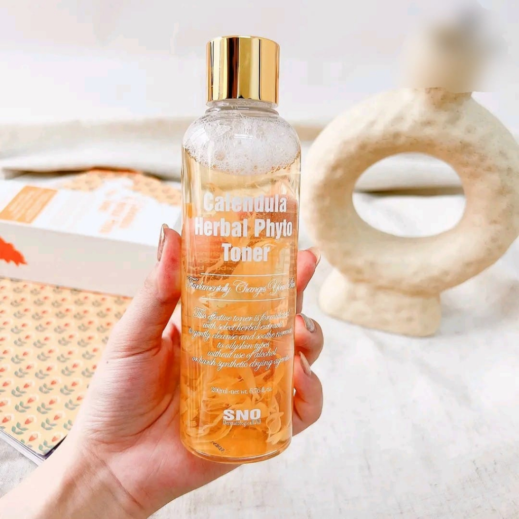 Toner Chứa Cánh Hoa Cúc SNO Calendula Herbal Phyto Hàn - 200ml