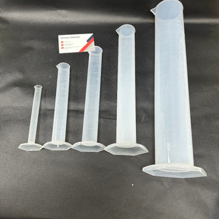 Ống đong nhựa pp vạch nổi trắng 1000ml, đáy lục giác onelab