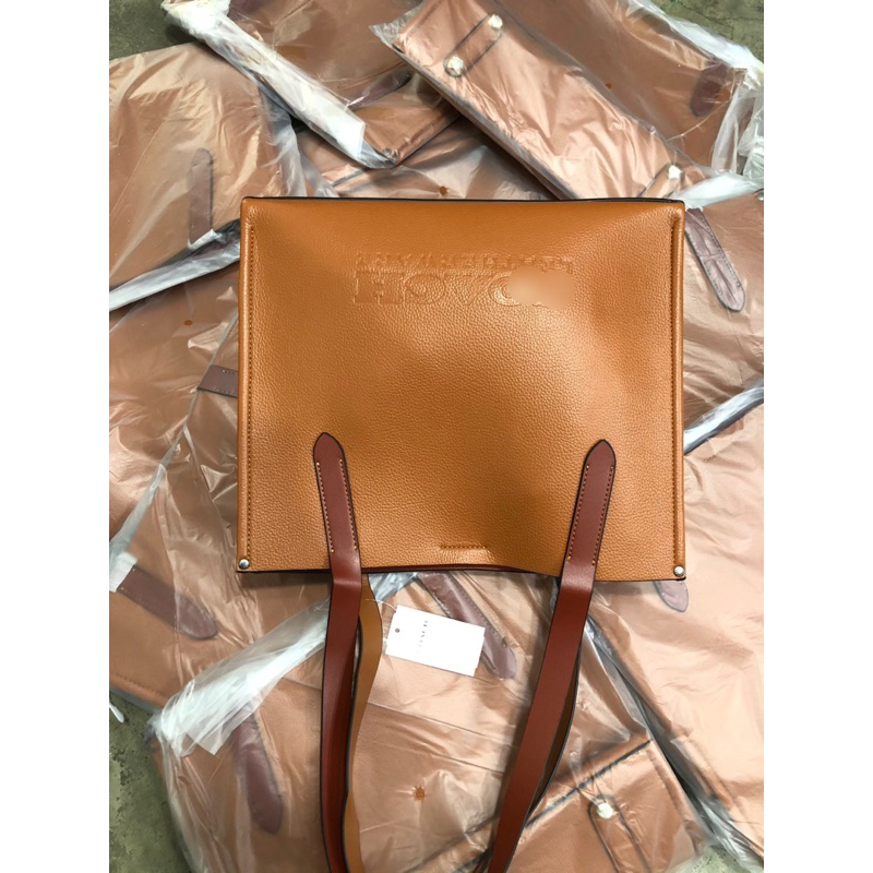 Túi Tote nữ C0🅰️CH Relay CH756