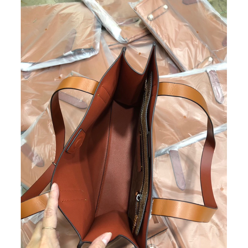 Túi Tote nữ C0🅰️CH Relay CH756