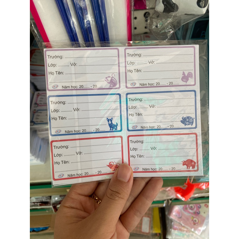 Nhãn vở,nhãn tên 1 xấp 5 tờ